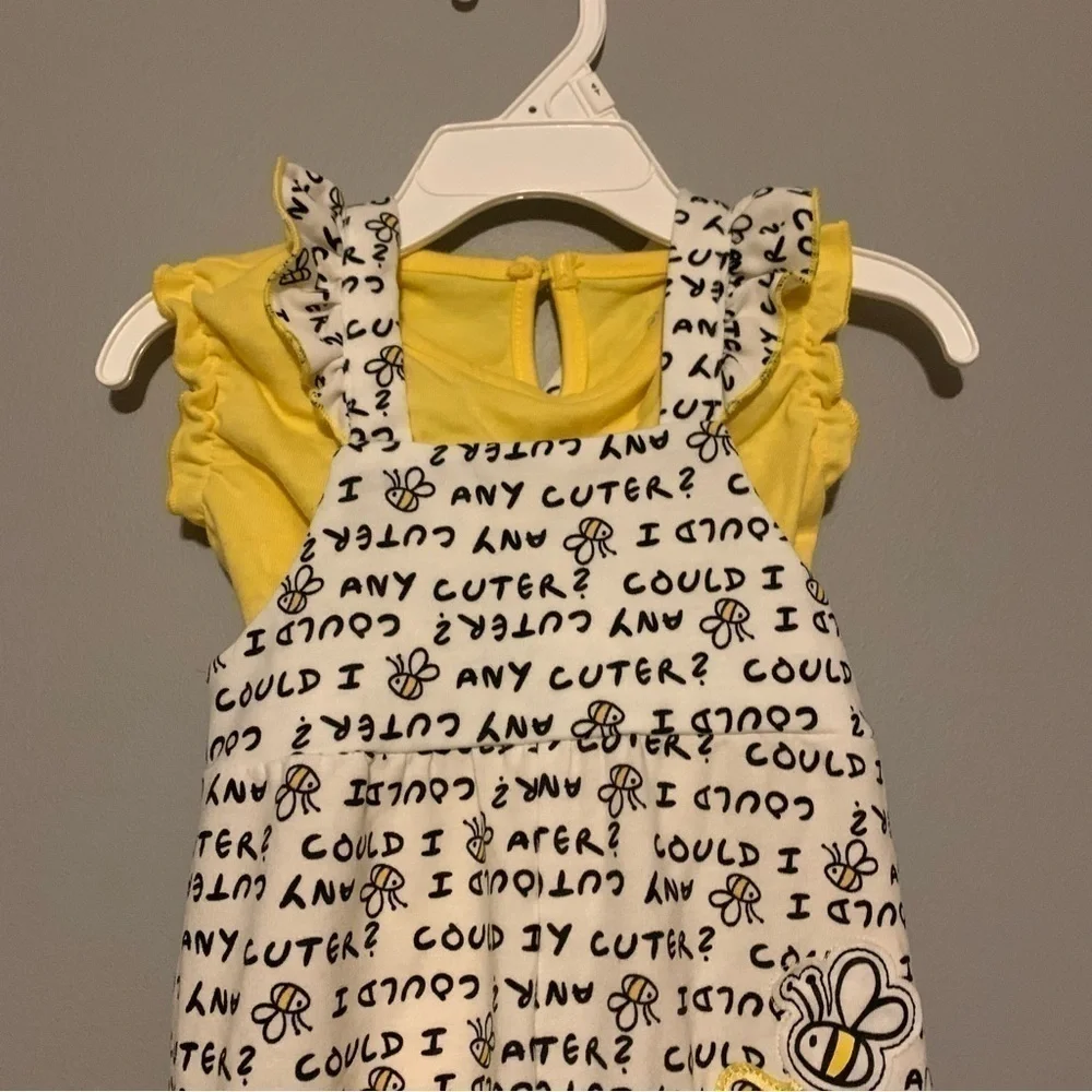 NWT. DISNEY Winnie The Pooh Overall Set